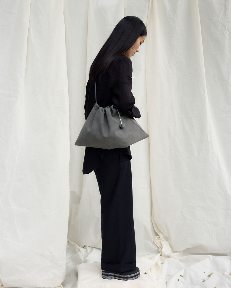 TWIN TOTE 02 : Concrete